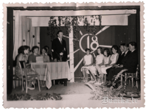 Pilngadības svētki Sikšņu tautas namā 1966. gadā.