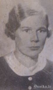 Marija Putra, Sikšņu skolas direktore 1940. - 1841. gados.