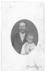 Bierants Dzērvēns ar meitu Alvīni 1926 gadā.