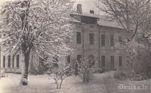 Sikšņu skola 1958. gada ziemā. 
