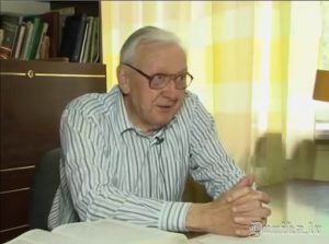 Ģedimins Salmiņš 2012.05 15. sniedz interviju Aizputes TV.