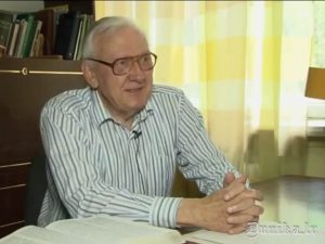 Ģedimins Salmiņš 2012.05 15. sniedz interviju Aizputes TV.