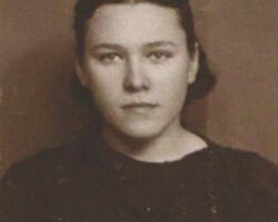 Emīlija Austra precējusies: Emīlija Grienvalds, 1937. gada pasu izdošanas grāmata.