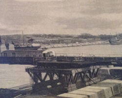 Liepāja 1893. Zemessmēlējs ostas izbūvei.