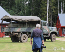 Esam atkal civilizācijā. Te ceļojumu var iepauzēt uz nakti, dienu, nedēļu. Mēs gan šoreiz nepieturam.