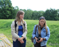 Tā, pa druskai, katrs novads no savas puses.... tā arī notiek reāla sadarbība. Viens te nav karotājs!