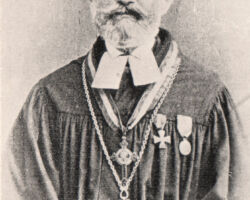 G. Braže dzimis 1802. gadā Īvandē, Edzes mācītājmuižā, mācītāja ģimenē. No 1820. gada līdz 1822. gadam viņš ir studējis teoloģiju Tērbatas Universitātē, neilgu laiku (1823.–1825.) strādājis par mājskolotāju Vecsaulē, bet kopš 1825. gada līdz 1870. gadam bija mācītājs Nīcā un Bārtā, kur aktīvi rūpējās par ļaužu izglītošanu, dedzīgi nosodīja dzeršanas postu un palaikam aktuālas ziņas par tuvāko apkārtni publicēja latviešu un vācu periodiskajos izdevumos.