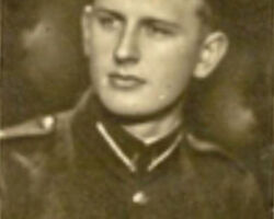 Kārlis Janeks armijas uniformā.